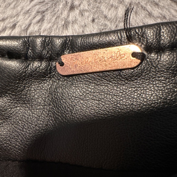 Black beautiful skirt by Free people - Picture 2 of 6